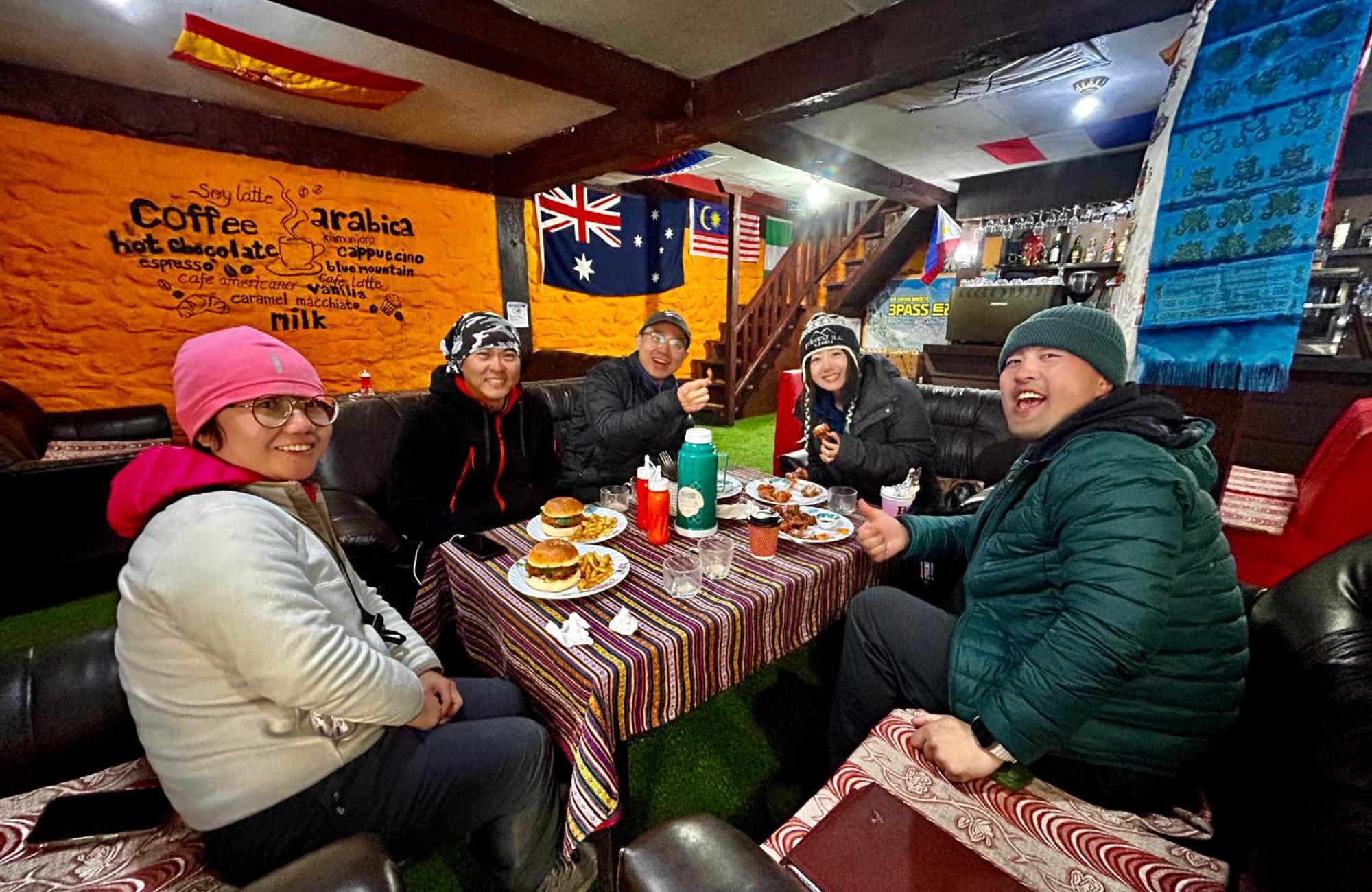 Lama Hotel - Cafe De Himalaya Lukla Zewnętrze zdjęcie